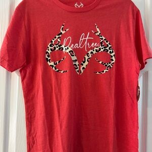 Realtree T-Shirt with Leopard Print Logo